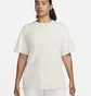 Футболка женская Nike T-Shirt Sportswear White FD4149-104