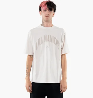 Футболка мужская Air Jordan X A Ma Maniere Ss Tee Phantom Beige HF0538-030