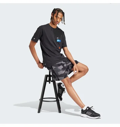 Футболка чоловіча Adidas Remoji Pocket Graphic Black IW2639