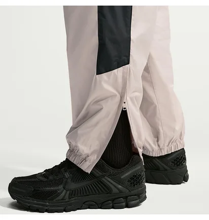 Штаны мужские Nike Windrunner Lined Pants Beige/Black HV8371-236