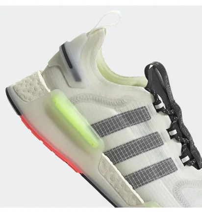 Кроссовки мужские Adidas Nmd_V3 Shoes Grey Gw3063