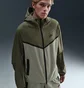 Ветровка мужская Nike Tech Woven Olive HM7151-321