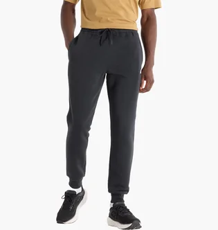 Штаны мужские New Balance Pants Black MP43904BK