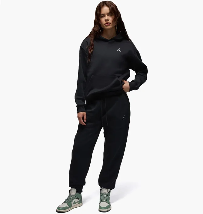 Спортивный костюм женский Air Jordan Brooklyn Black FV7071-010__FV7077-010
