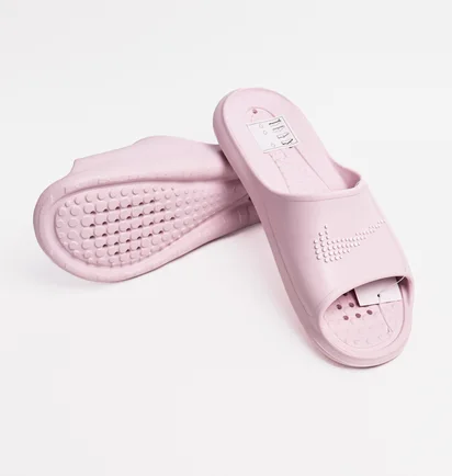 Тапочки жіночі Nike Victori One Shwer Slide Pink CZ7836-600