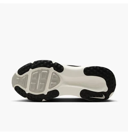 Кросівки жіночі Nike Vomero 18 Black HM6804-005