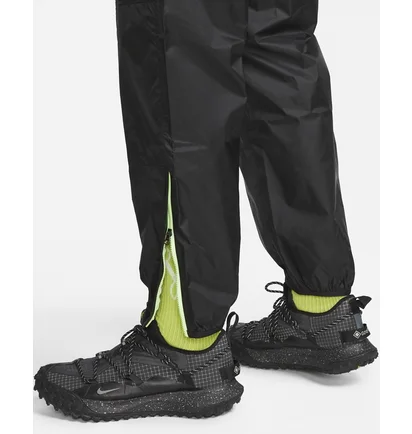 Штани чоловічі Nike Acg Cinder Cone Windshell Pants Black DB1134-011