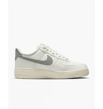 Кросівки жіночі Nike Air Force 1 07 Next Nature Beige Dn1430-107