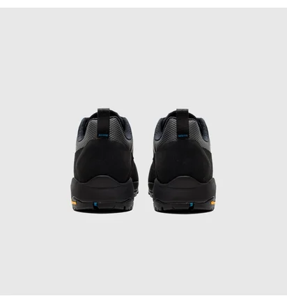 Кросівки чоловічі The North Face Verto Alpine Gore-Tex Black NF0A83NDMN8