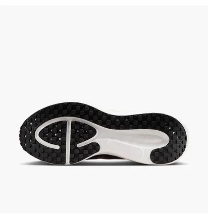 Кросівки жіночі Nike Revolution 8 Black HJ8485-200
