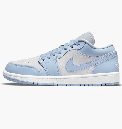 Кросівки жіночі Air Jordan Womens Shoe Light Blue/White DC0774-050