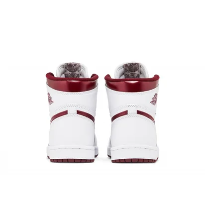 Кросівки чоловічі Air Jordan 1 Retro High White BQ4422-161