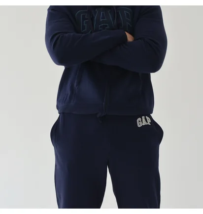 Штани чоловічі Gap Logo Fleece Pants Tapestry Navy 221236051