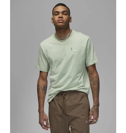 Футболка чоловіча Air Jordan Essentials MenS T-Shirt Olive DX9577-321