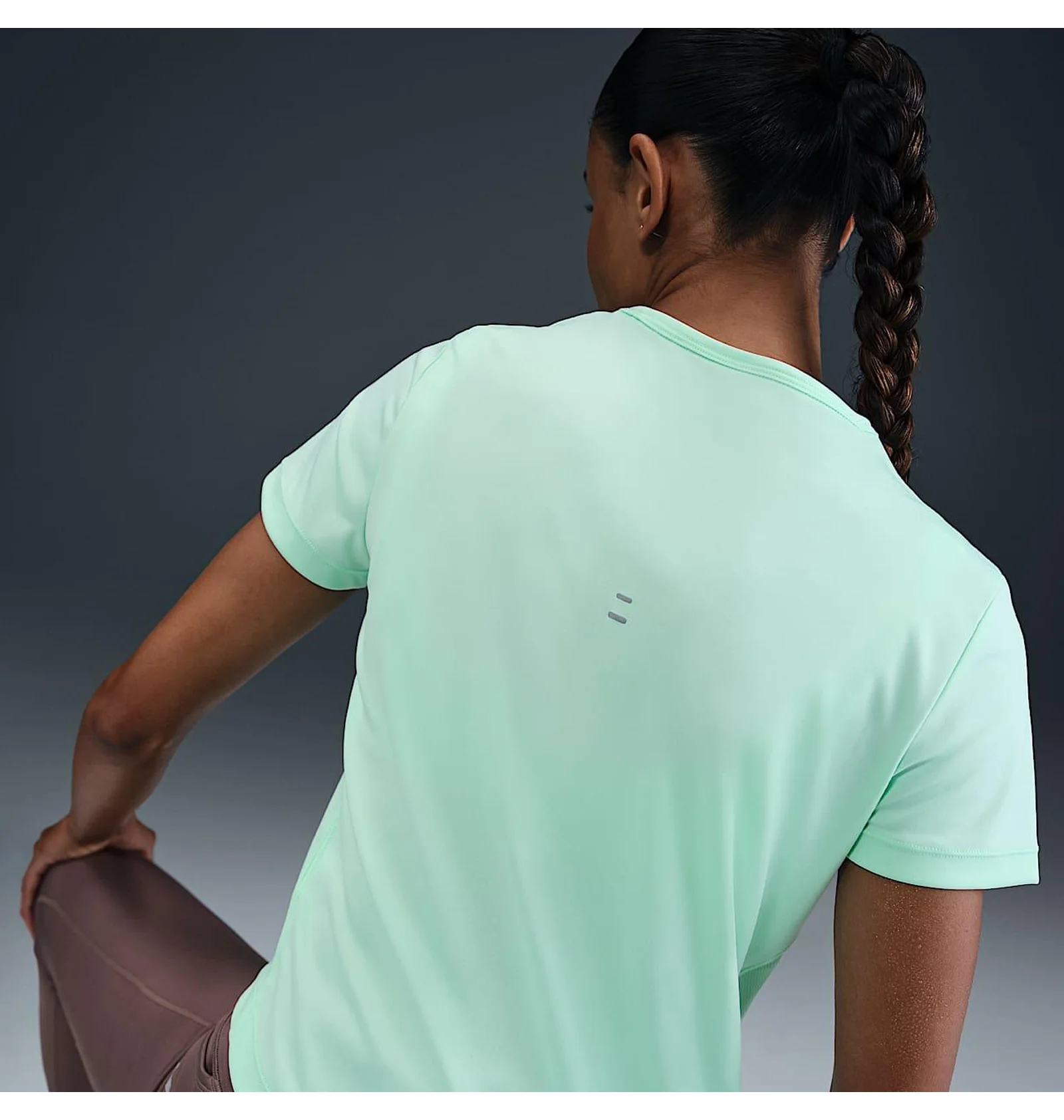 ᐉ Футболка женская Nike Tempo Df Ss Turquoise HQ0648-353 - купить