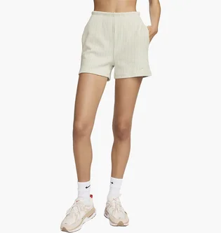 Шорты женские Nike Sportswear Chill Knit High-Waisted Slim 3 Ribbed Shorts Beige FN3674-104