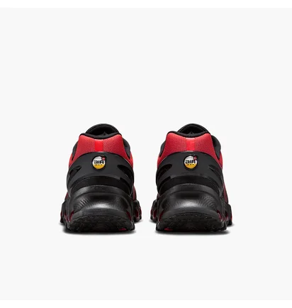 Кроссовки мужские Nike Air Max Dn8 Red/Black FQ7860-008