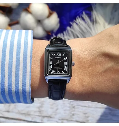 Часы женские Casio Timeless Collection LTP-V007L-1B