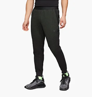 Штаны мужские Nike Tech Pack Engineered Pant Black CU3595-014
