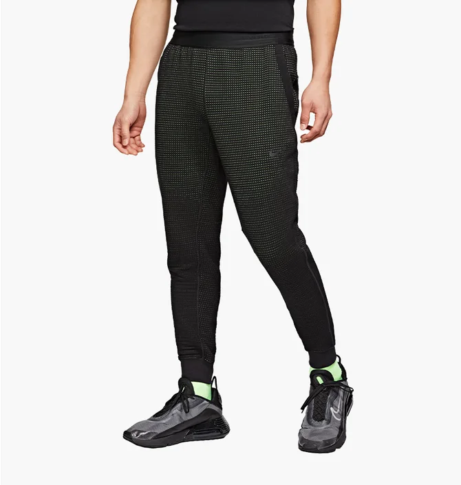 Штаны мужские Nike Tech Pack Engineered Pant Black CU3595-014