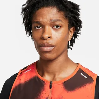 Жилетка мужская Nike Therma Fir Repel Wild Run Vest Orange DD6207-816