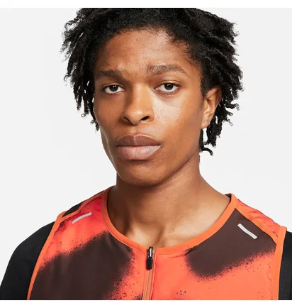 Жилетка мужская Nike Therma Fir Repel Wild Run Vest Orange DD6207-816
