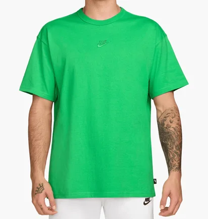 Футболка мужская Nike Sportswear Premium Essential Tee Green DO7392-388