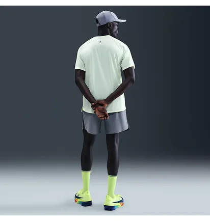 Шорти чоловічі Nike Challenger Grid Shorts Black/Grey IQ3477-065