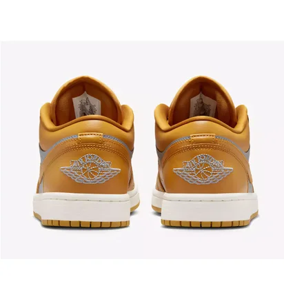 Кроссовки женские Air Jordan 1 Low Orange/Grey DC0774-040
