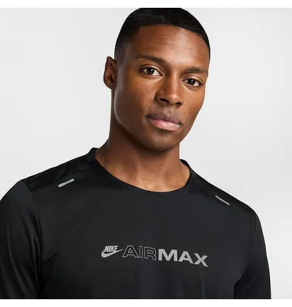 Футболка мужская Nike Dri-Fit T-Shirt Black HQ4904-010