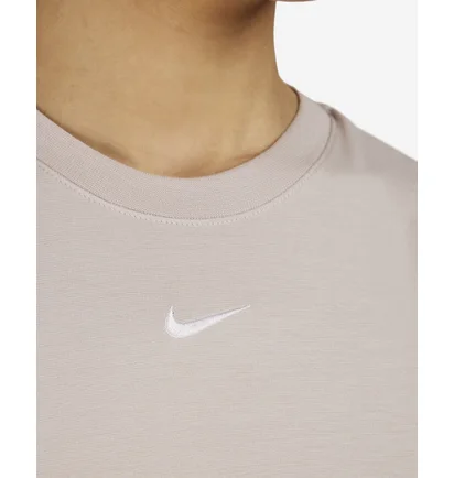 Футболка женская Nike Nsw Essential Slim Crop Tee Grey FB2873-019