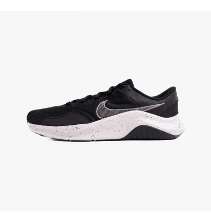 Кроссовки мужские Nike Legend Essential 3 Next Nature Training Shoes Black Dm1120-001