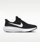 Кроссовки женские Nike WomenS Revolution 8 Easyon Black/White HQ2415-001