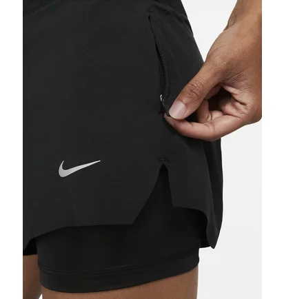 Шорты женские Nike Dri-Fit Swift WomenS Mid-Rise 3 2-In-1 Running Shorts With Pockets Black DX1029-010