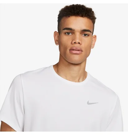 Футболка мужская Nike Dri-Fit Uv Miler T-Shirt White DV9315-100