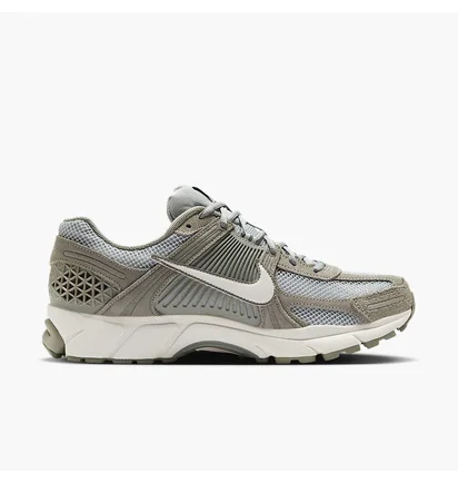Кросівки чоловічі Nike Vomero 5 Dark Stucco Olive/Grey HF1553-002