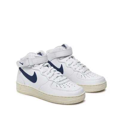 Кросівки жіночі Nike Wmns Air Force 1 07 Mid White DD9625-105