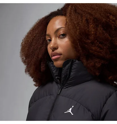 Пуховик жіночий Nike Puffer Black FZ4527-010