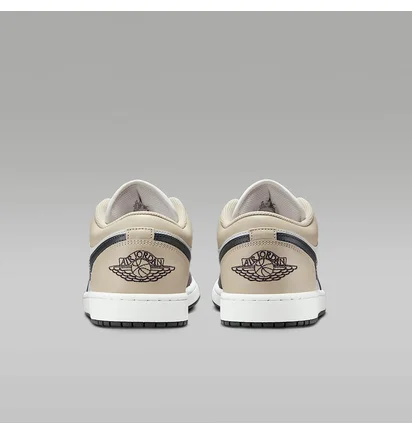 Кросівки чоловічі Air Jordan 1 Low White/Black 553558-153