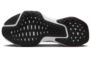 Кросівки чоловічі Nike Zoomx Invincible 3 White FZ5056-103
