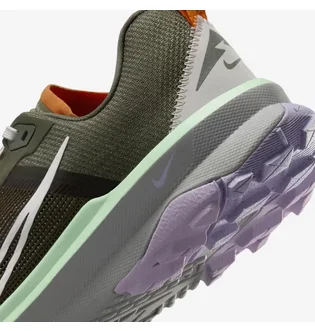 Кроссовки мужские Nike React Terra Kiger 9 Olive DR2693-201
