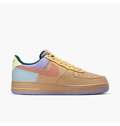 Кроссовки женские Nike Air Force 1 07 Beige/Multi IB4493-252