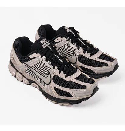 Кроссовки унисекс Nike Zoom Vomero 5 Beige FJ4151-008