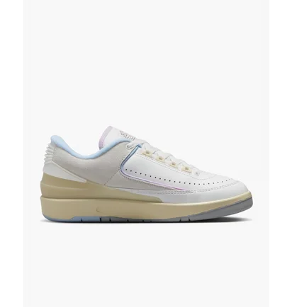 Кросівки жіночі Air Jordan Air 2 Retro Low Shoes White DX4401-146