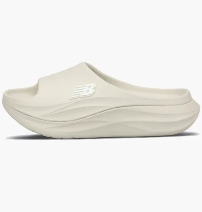 Тапочки жіночі New Balance 6650V1 Beige W66509TG