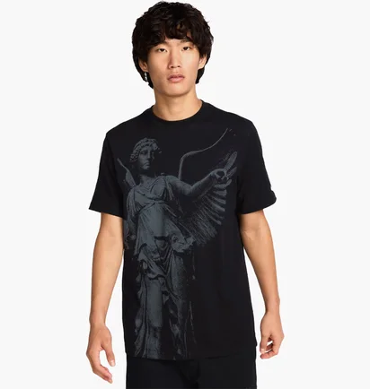 Футболка мужская Nike Enshrined Graphic Black IF3364-010