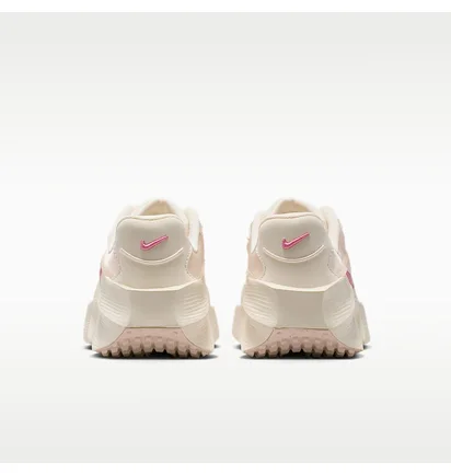 Кросівки жіночі Nike Aura Edge Beige HQ7025-100