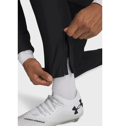 Спортивный костюм мужской Under Armour Challenger Black 6004052-001