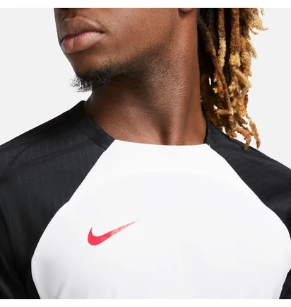 Лонгслів чоловічий Nike Strike Drill Top White/Black DV9225-101