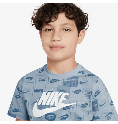 Футболка детская Nike Sportswear Club All Over Print T-Shirt High Brand Read Light Blue FN9609-440